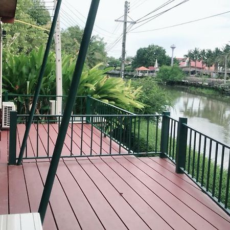 Nung Ni Bang Khon Thi Resort Amphawa Eksteriør bilde
